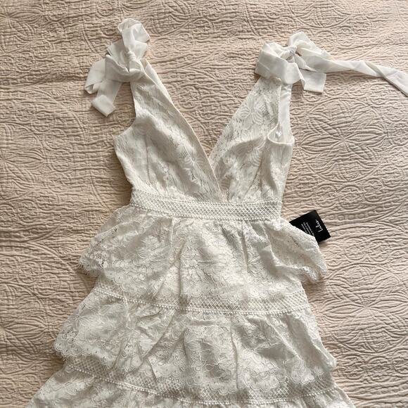SOLD, no longer available Lulus white lace tiered dress - Picture 1 of 3
